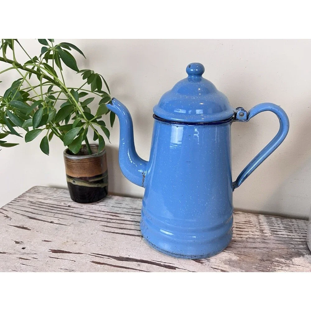 Kitchen vintage blue